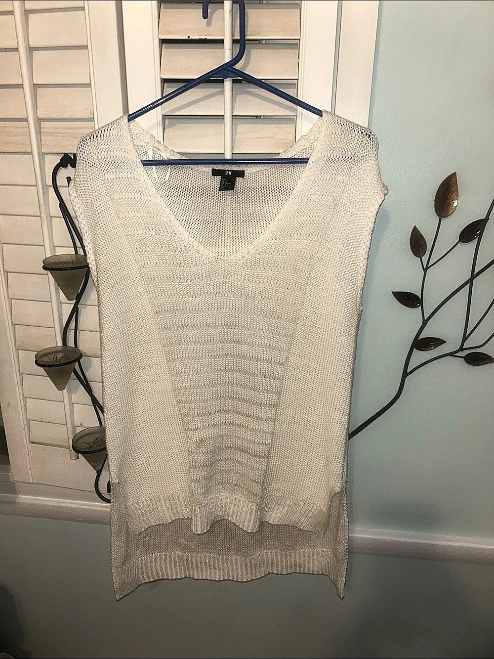H&Medium Cream Knit Sweater Size Medium